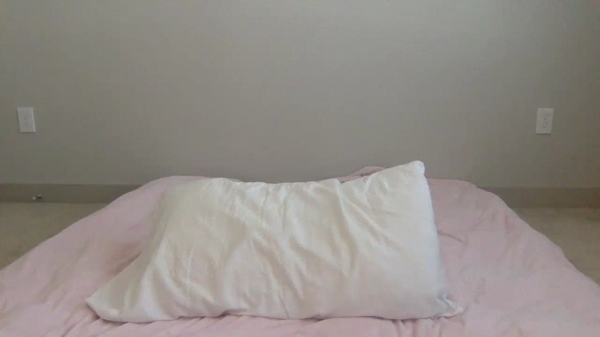 Gallery image thumbnail from BritneyMonroe's myfreecams stream on, 02/16/2024, 17:01 image 9 of 20
