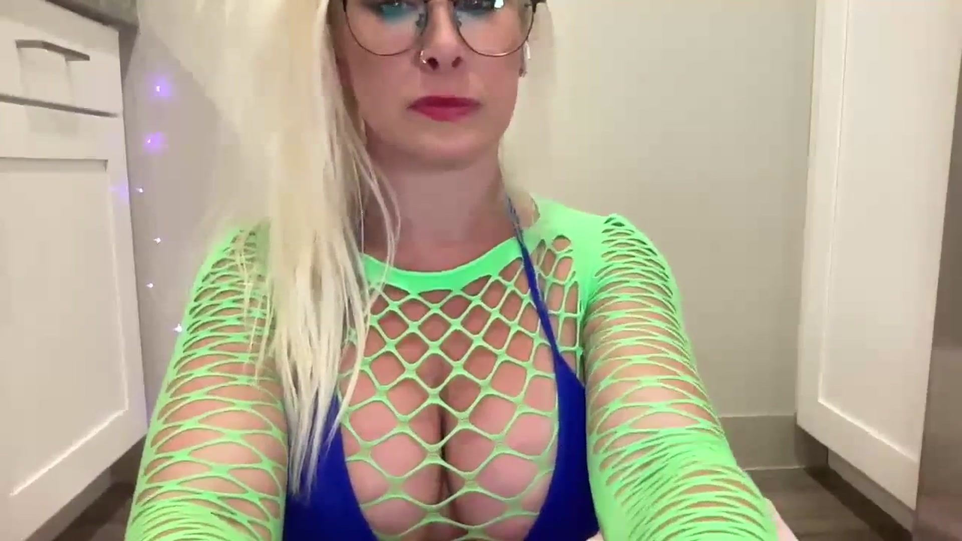 Gallery image thumbnail from BritneyMonroe's myfreecams stream on, 03/05/2024, 05:55 image 20 of 20