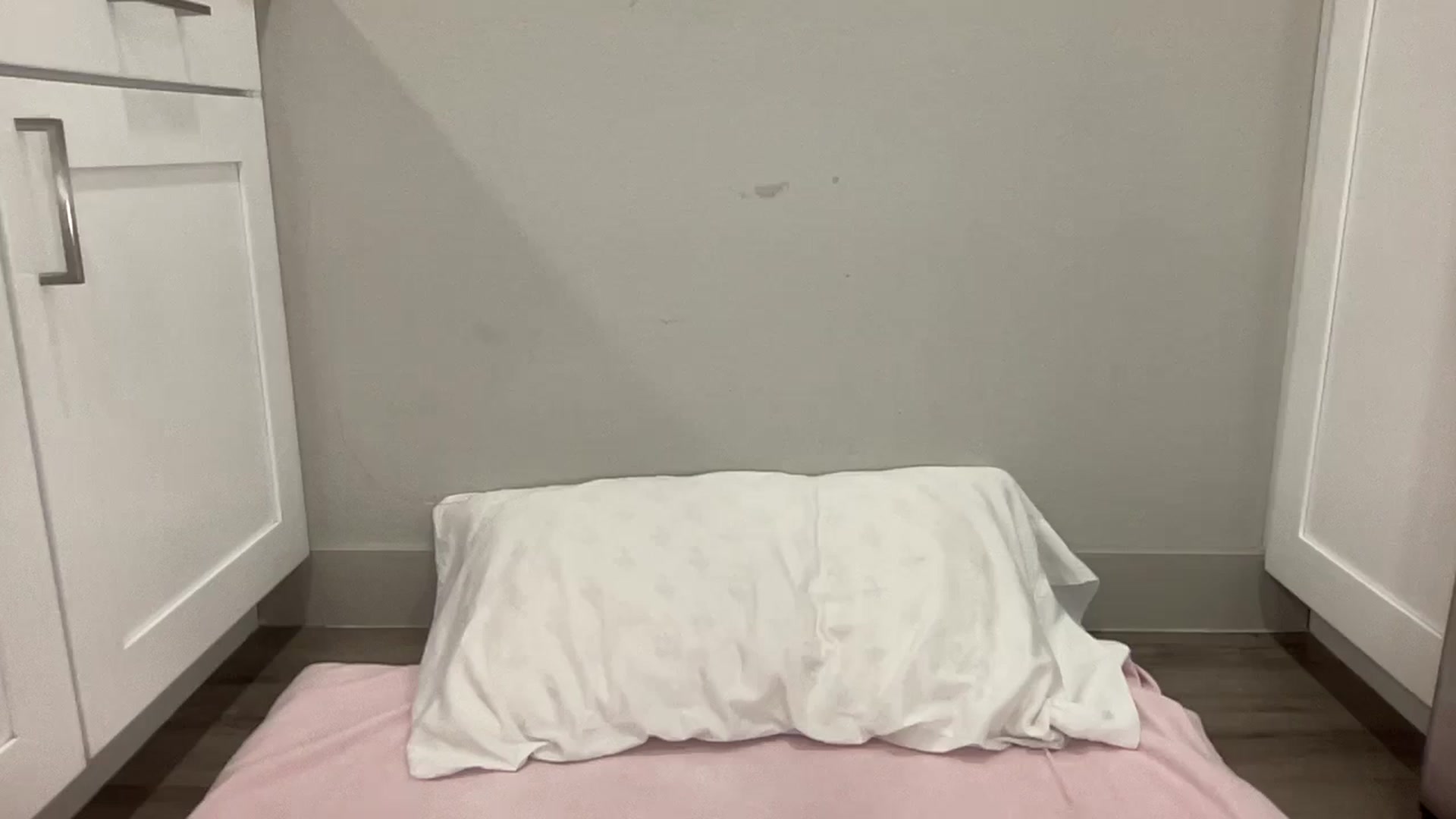 Gallery image thumbnail from BritneyMonroe's myfreecams stream on, 05/07/2024, 06:14 image 8 of 20