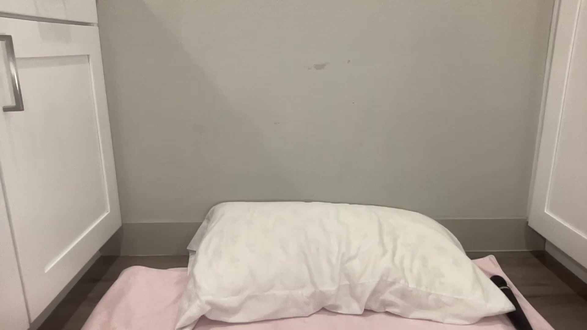 Gallery image thumbnail from BritneyMonroe's myfreecams stream on, 05/21/2024, 06:46 image 16 of 20