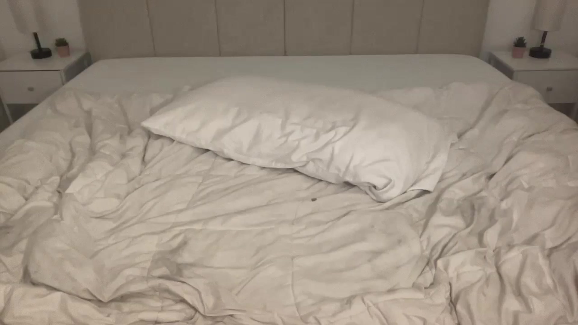 Gallery image thumbnail from BritneyMonroe's myfreecams stream on, 07/26/2024, 06:00 image 17 of 20