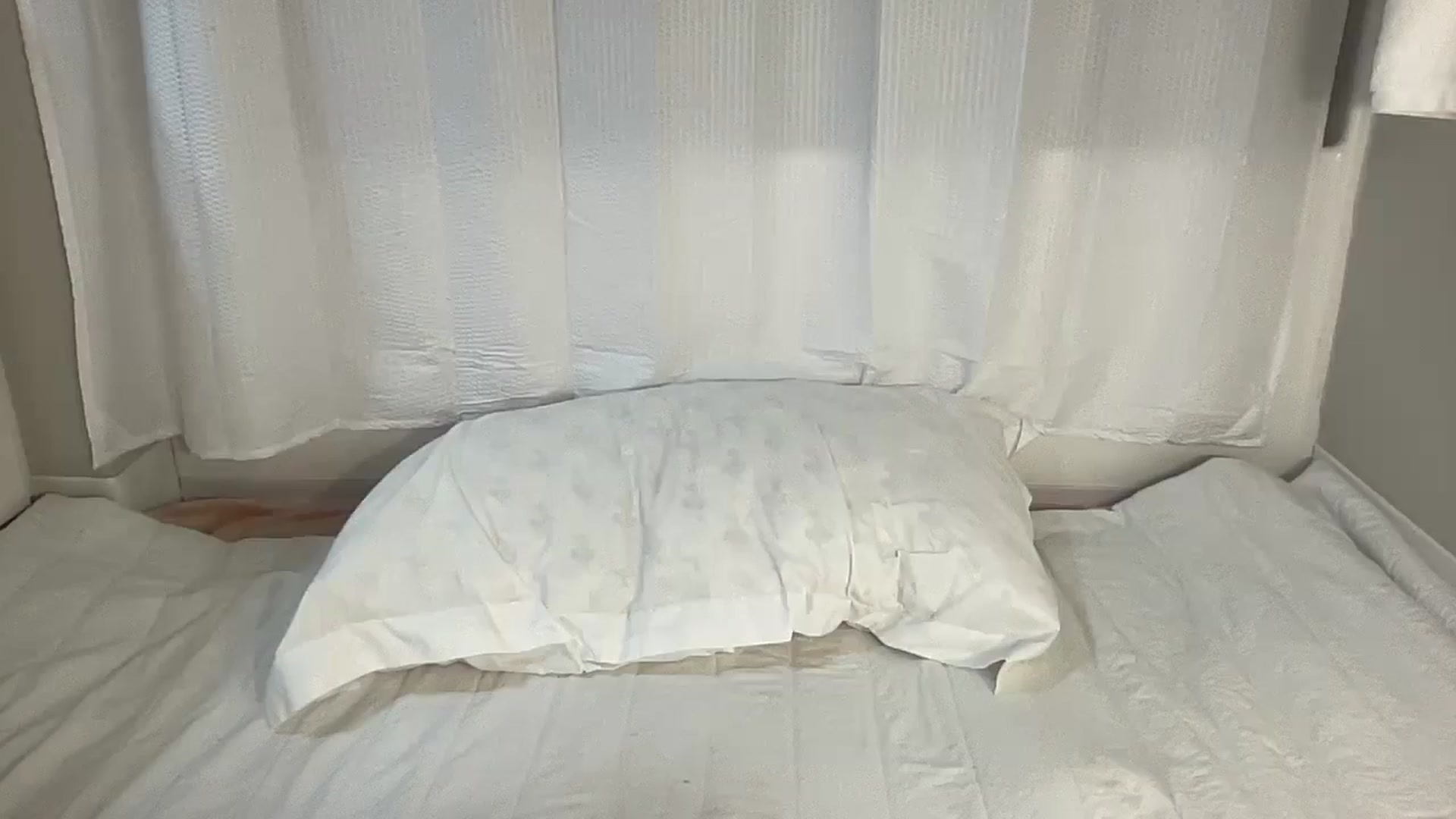 Gallery image thumbnail from BritneyMonroe's myfreecams stream on, 11/16/2024, 18:54 image 13 of 20