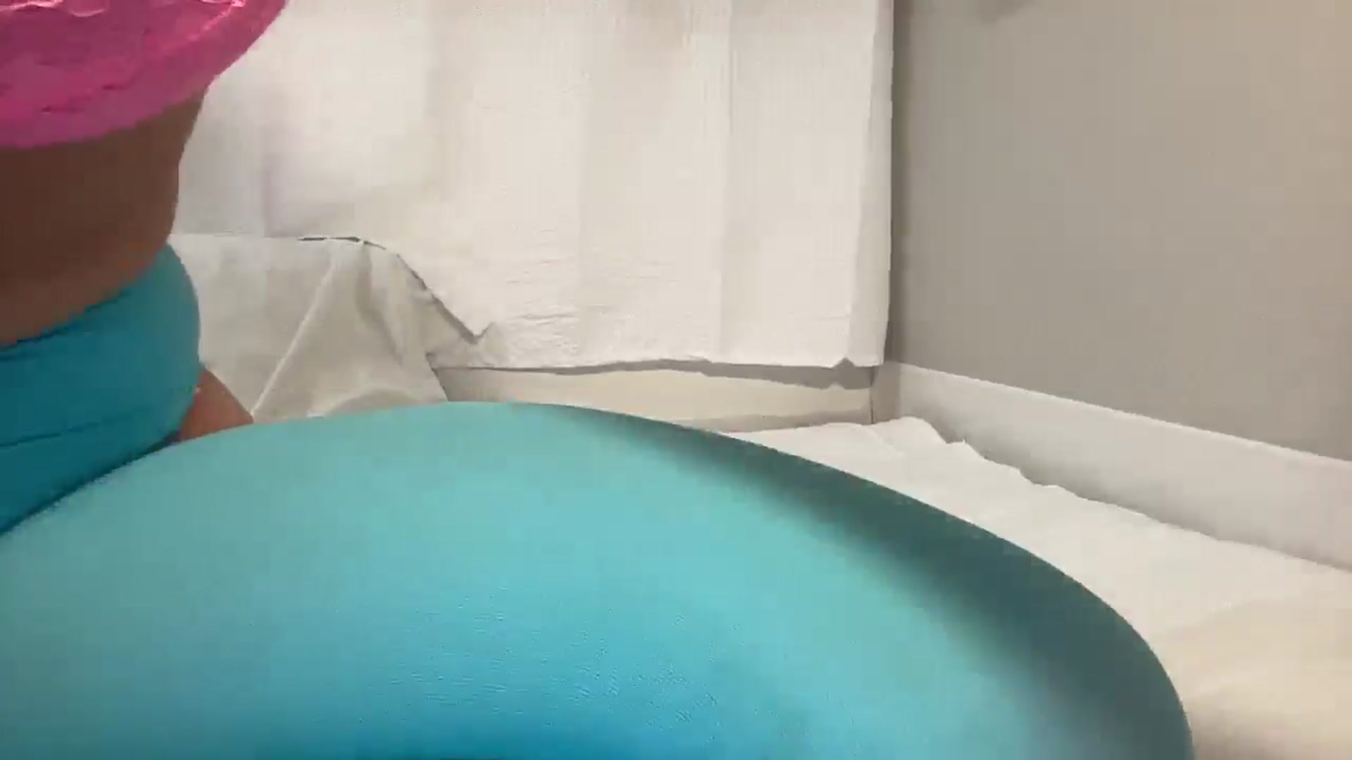Gallery image thumbnail from BritneyMonroe's myfreecams stream on, 01/23/2025, 07:05 image 15 of 20