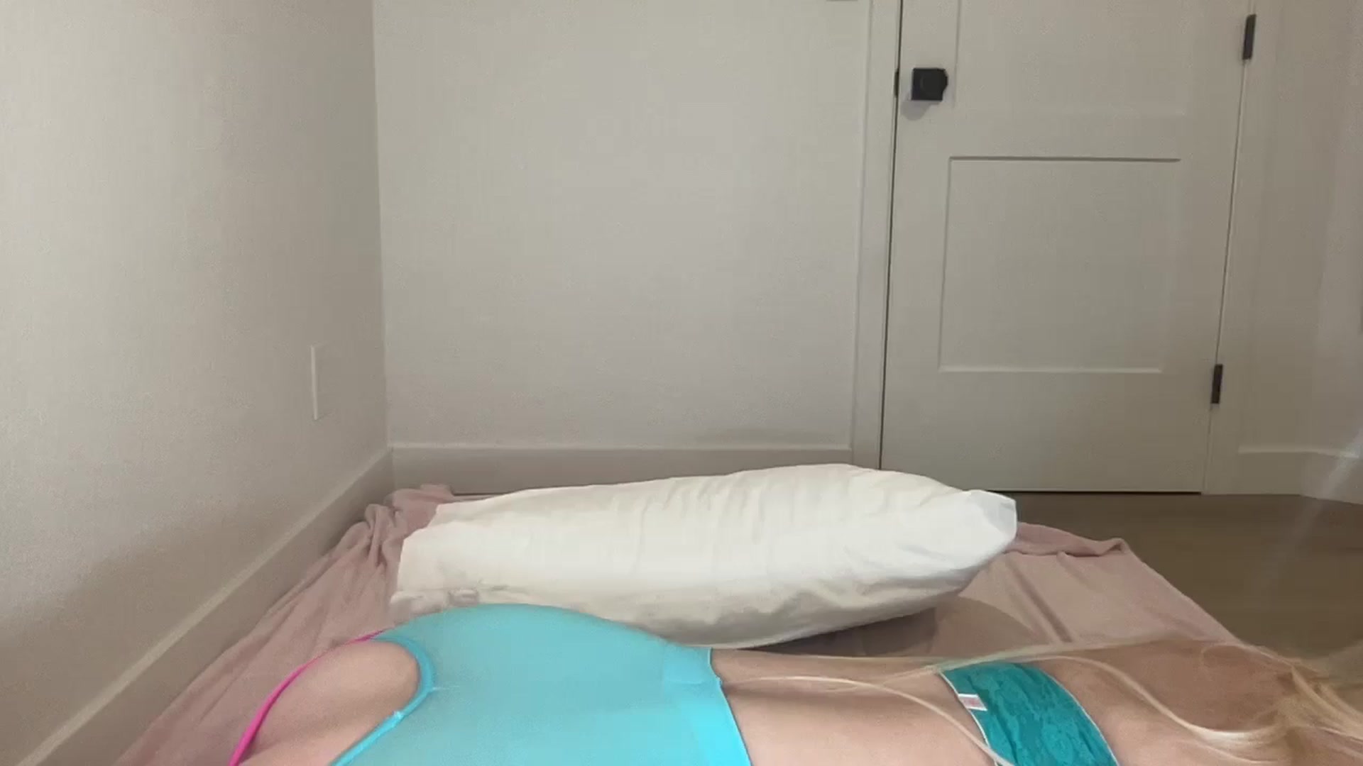 Gallery image thumbnail from BritneyMonroe's myfreecams stream on, 01/31/2025, 22:34 image 15 of 20