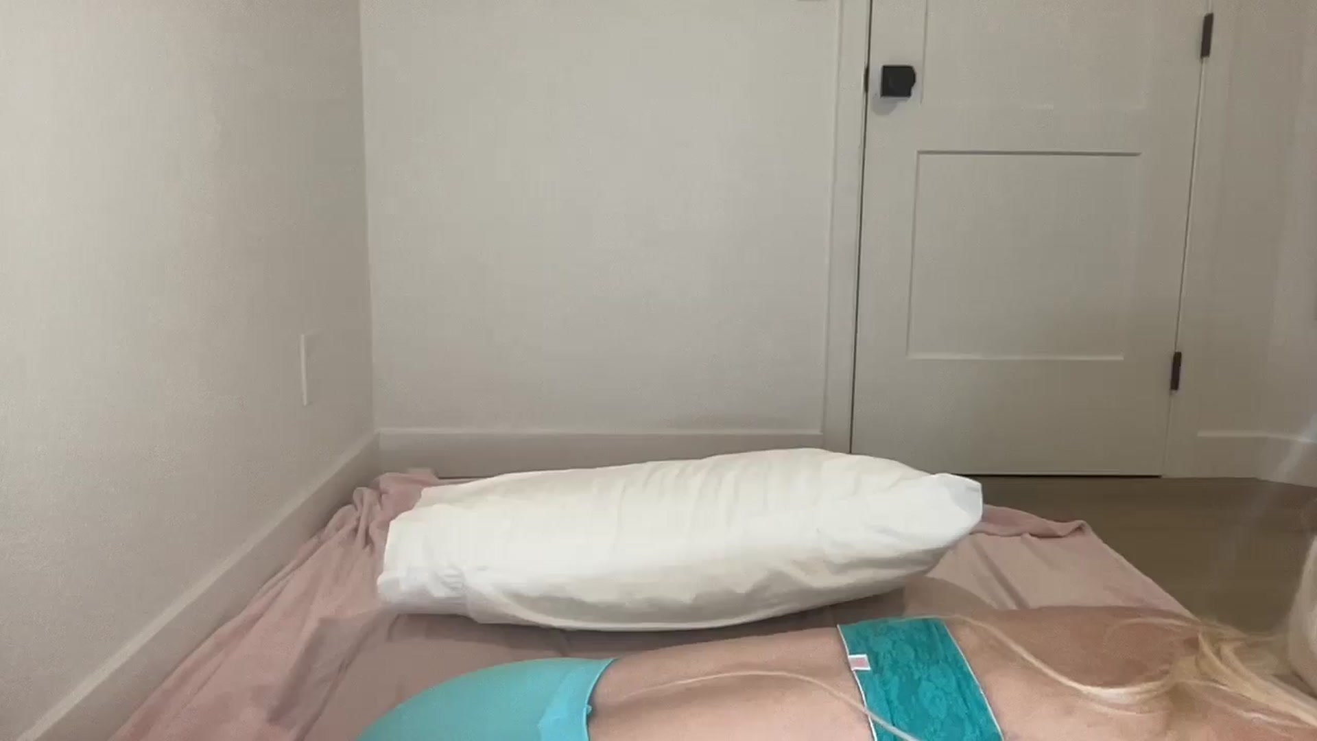 Gallery image thumbnail from BritneyMonroe's myfreecams stream on, 01/31/2025, 22:34 image 16 of 20