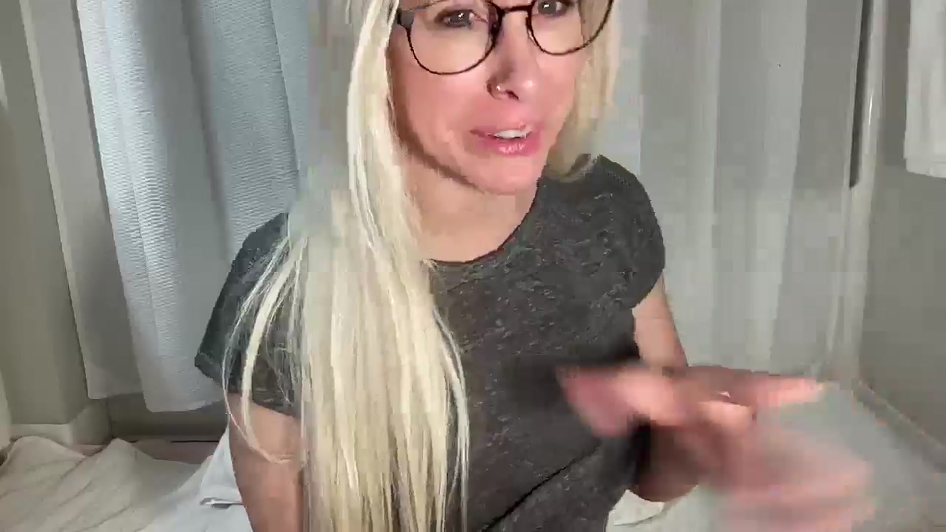 Gallery image thumbnail from BritneyMonroe's myfreecams stream on, 02/23/2025, 17:22 image 18 of 20