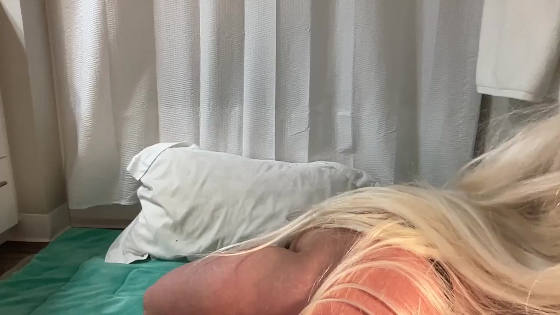 Gallery image thumbnail from BritneyMonroe's myfreecams stream on, 06/11/2025, 18:40 image 12 of 20