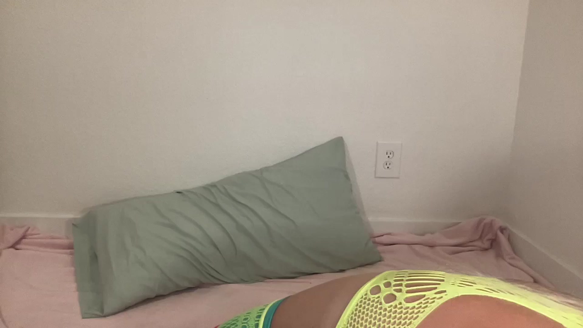 Gallery image thumbnail from BritneyMonroe's myfreecams stream on, 08/10/2025, 06:15 image 5 of 20
