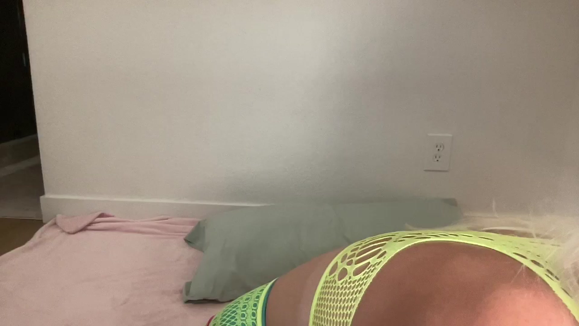 Gallery image thumbnail from BritneyMonroe's myfreecams stream on, 08/13/2025, 06:44 image 16 of 20