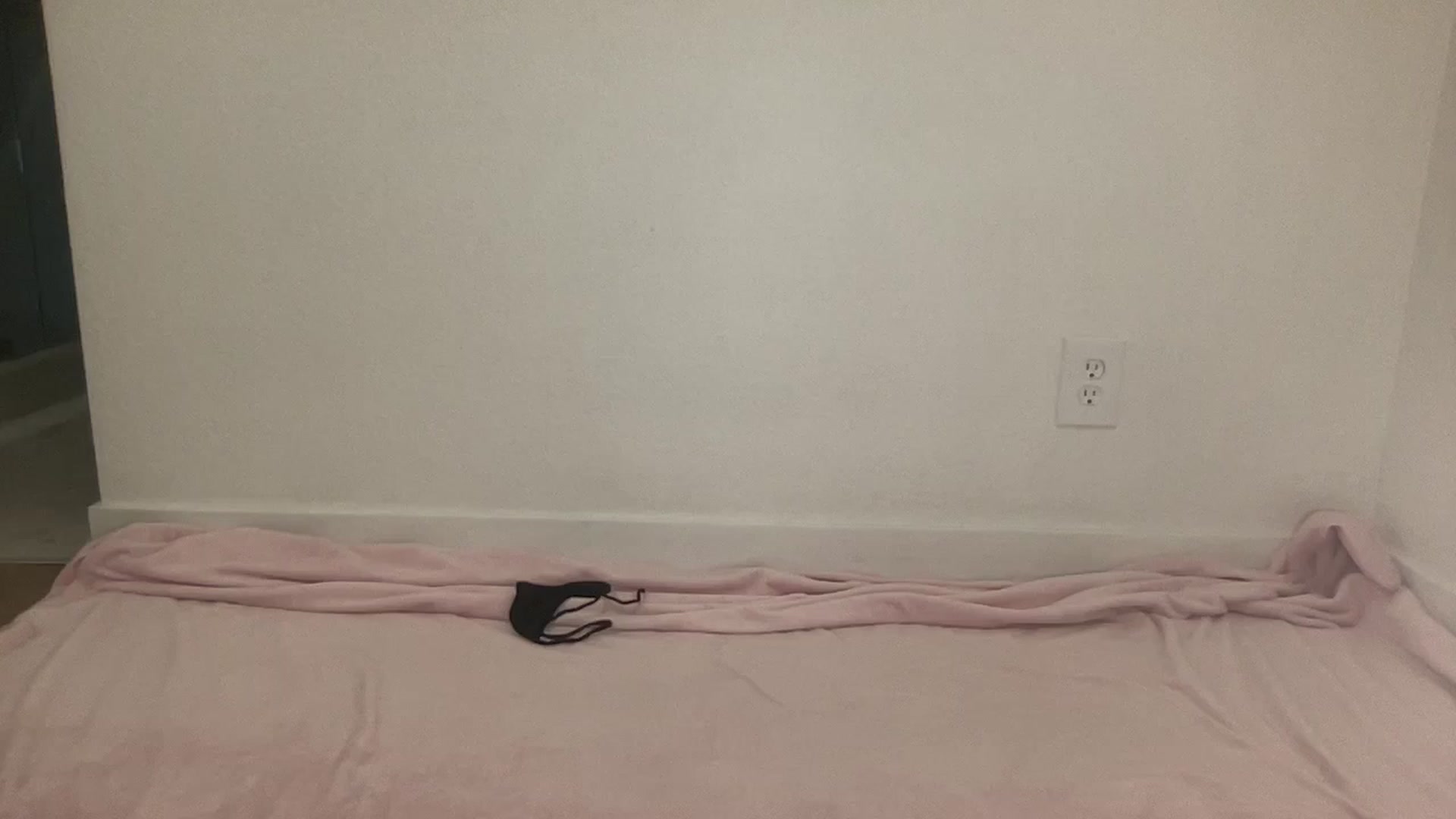 Gallery image thumbnail from BritneyMonroe's myfreecams stream on, 08/15/2025, 06:21 image 19 of 20