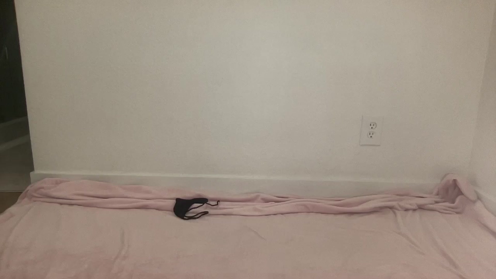 Gallery image thumbnail from BritneyMonroe's myfreecams stream on, 08/15/2025, 06:21 image 20 of 20