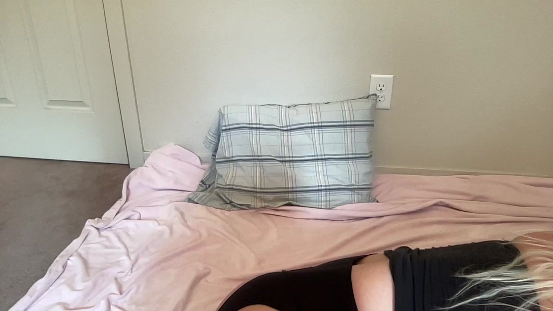 Gallery image thumbnail from BritneyMonroe's myfreecams stream on, 09/03/2025, 20:58 image 19 of 20