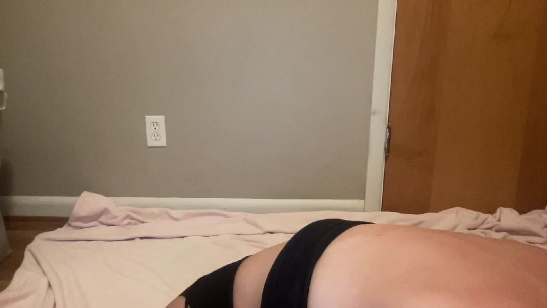 Gallery image thumbnail from BritneyMonroe's myfreecams stream on, 09/05/2025, 05:22 image 11 of 20