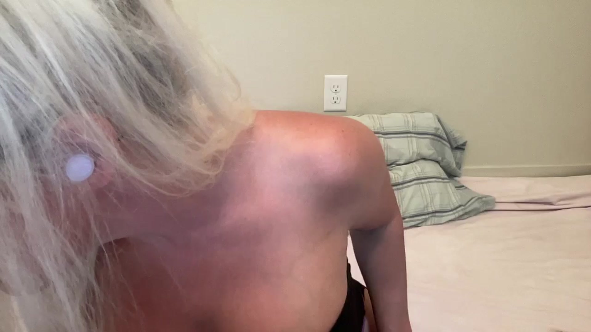 Gallery image thumbnail from BritneyMonroe's myfreecams stream on, 09/05/2025, 18:36 image 2 of 20