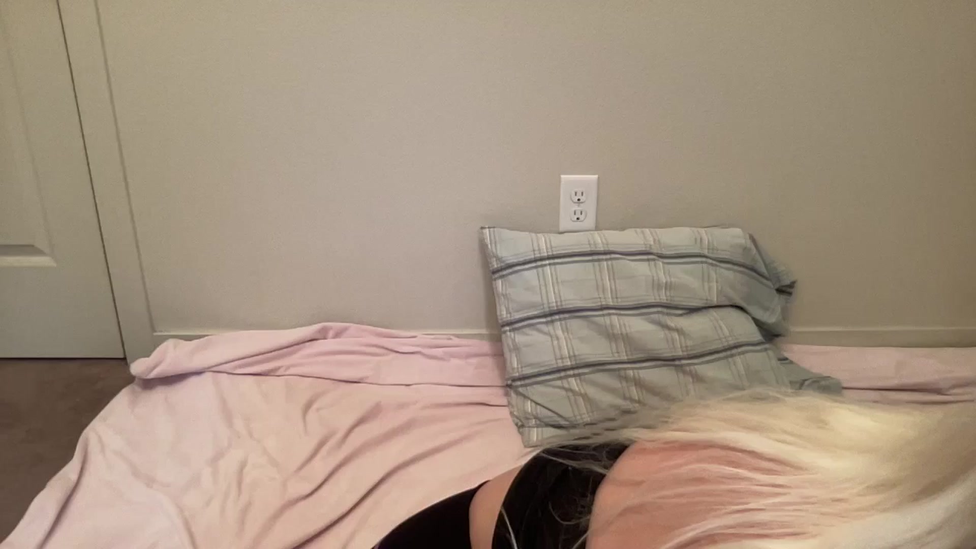Gallery image thumbnail from BritneyMonroe's myfreecams stream on, 09/05/2025, 19:34 image 15 of 20