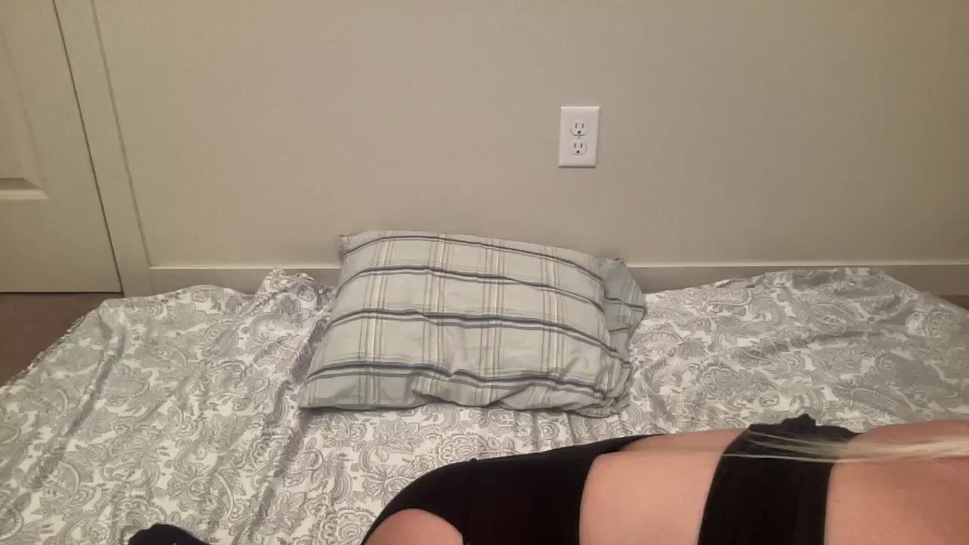 Gallery image thumbnail from BritneyMonroe's myfreecams stream on, 09/09/2025, 05:16 image 8 of 20