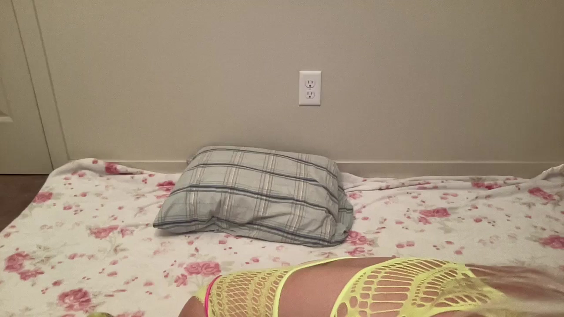 Gallery image thumbnail from BritneyMonroe's myfreecams stream on, 09/17/2025, 04:46 image 1 of 20
