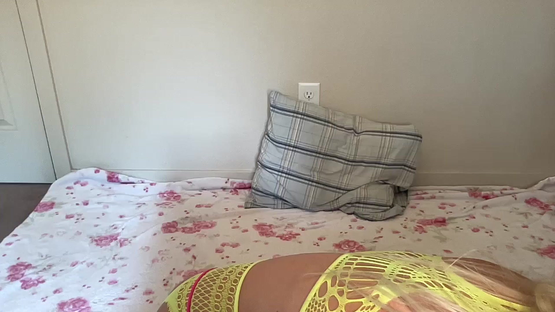 Gallery image thumbnail from BritneyMonroe's myfreecams stream on, 09/18/2025, 18:54 image 16 of 20