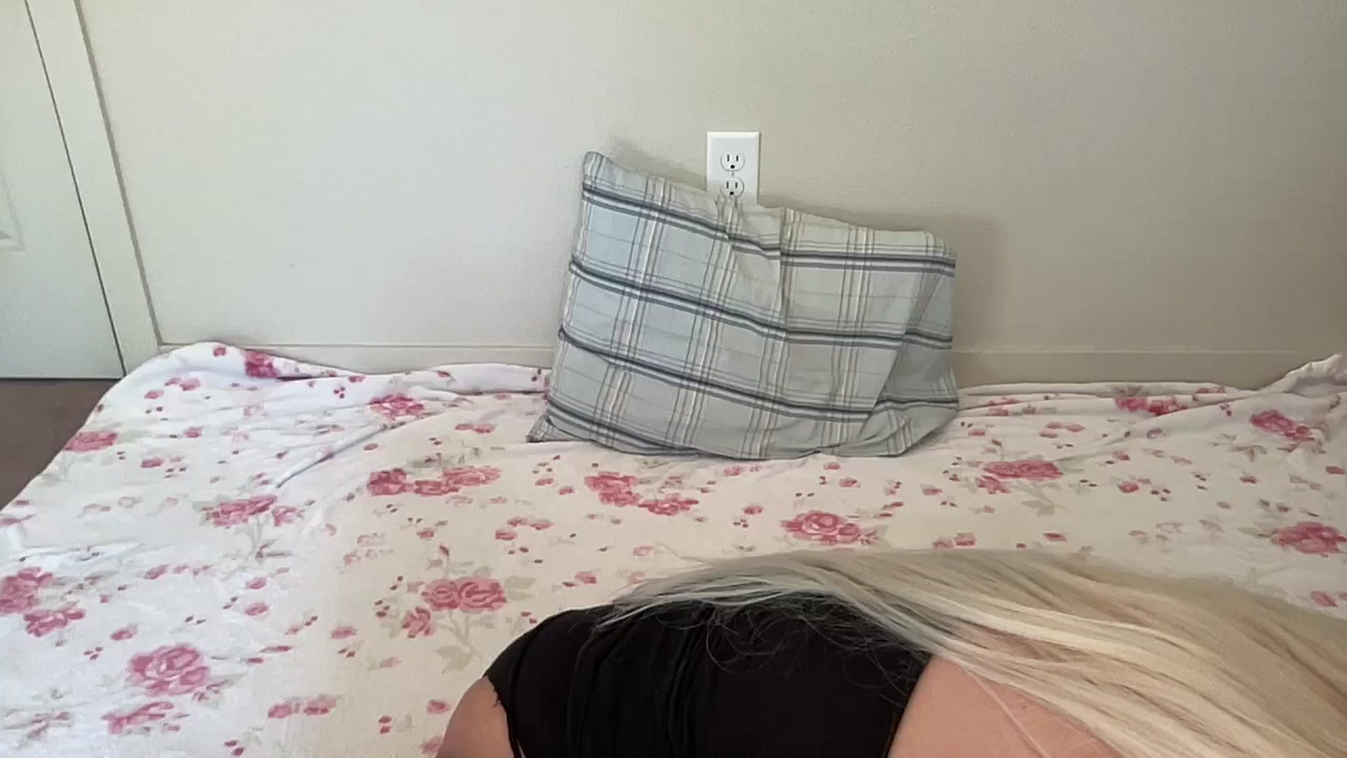 Gallery image thumbnail from BritneyMonroe's myfreecams stream on, 09/23/2025, 17:39 image 14 of 20