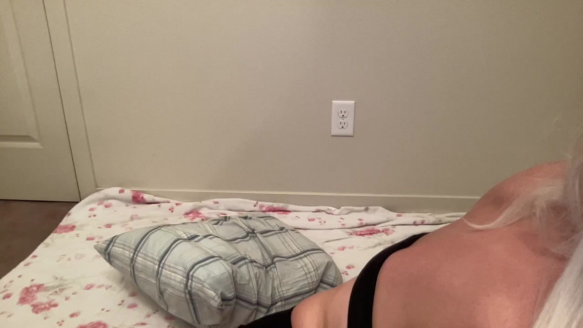 Gallery image thumbnail from BritneyMonroe's myfreecams stream on, 09/25/2025, 05:23 image 12 of 20