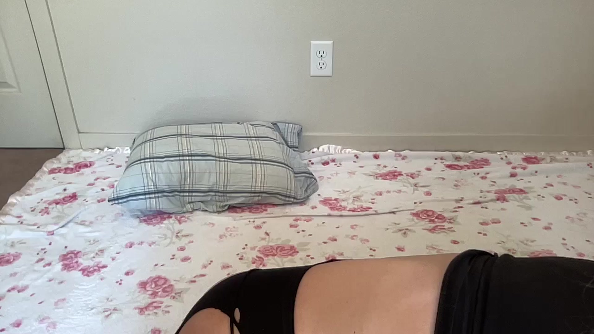 Gallery image thumbnail from BritneyMonroe's myfreecams stream on, 09/26/2025, 19:36 image 18 of 20