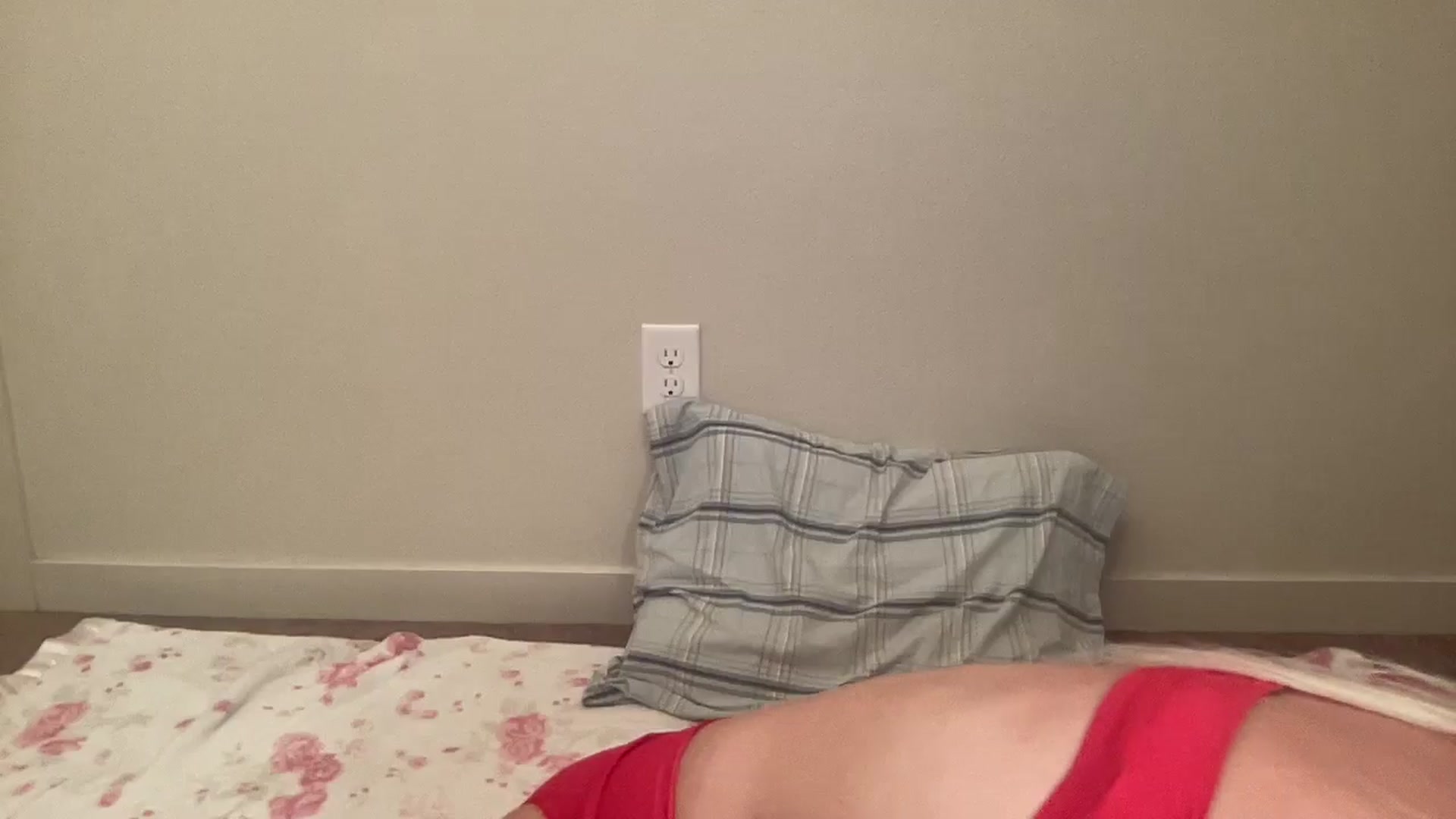 Gallery image thumbnail from BritneyMonroe's myfreecams stream on, 10/15/2025, 04:27 image 6 of 20