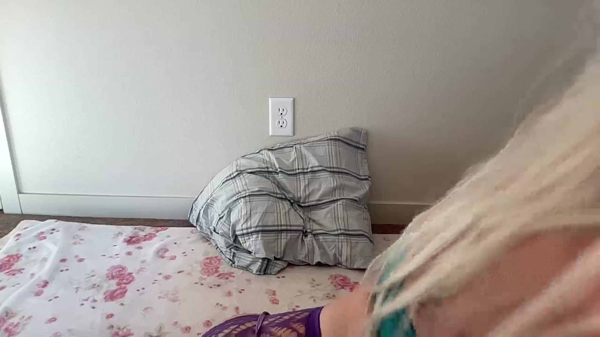 Gallery image thumbnail from BritneyMonroe's myfreecams stream on, 10/21/2025, 18:36 image 7 of 20