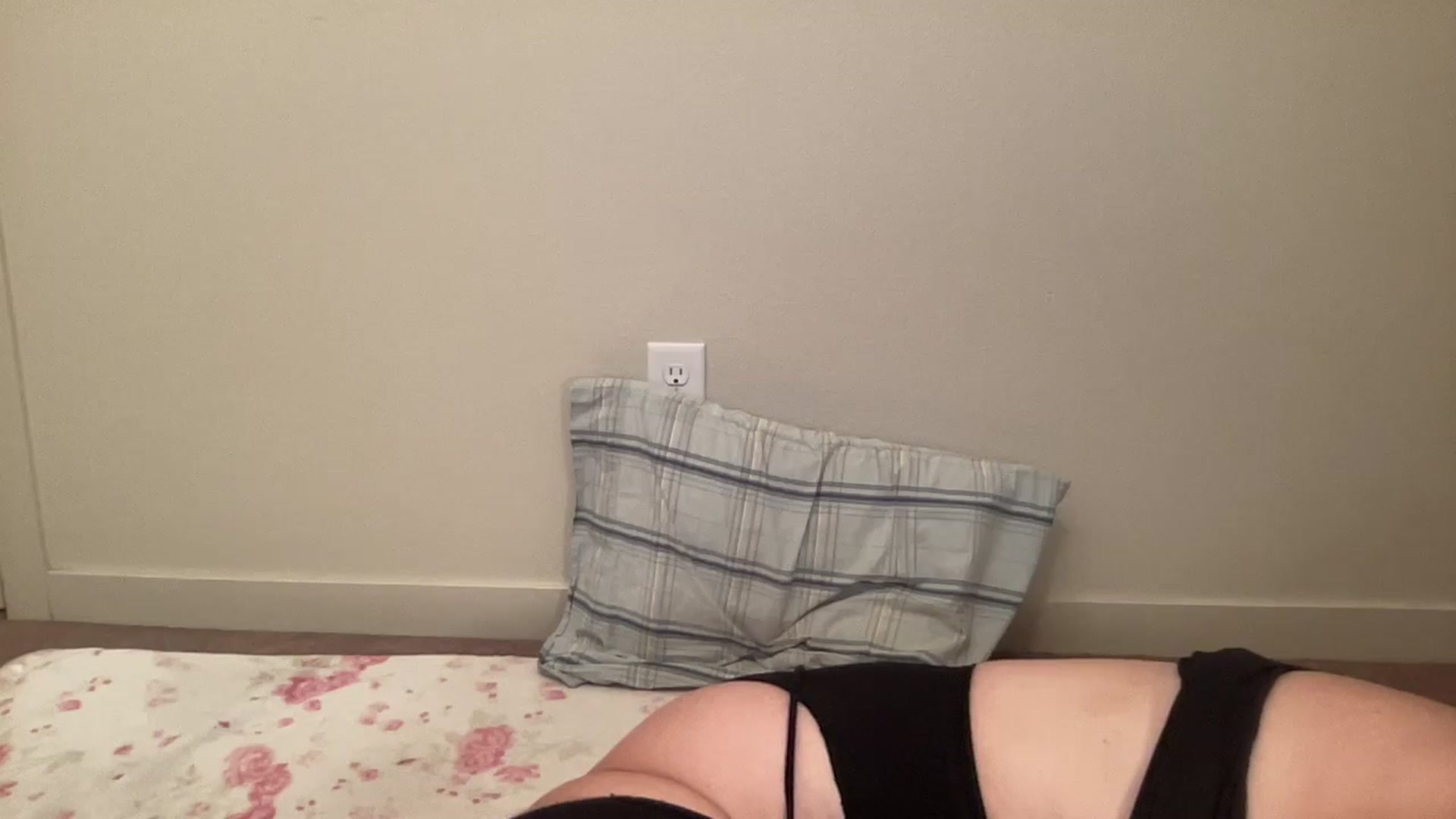Gallery image thumbnail from BritneyMonroe's myfreecams stream on, 10/31/2025, 03:19 image 7 of 20