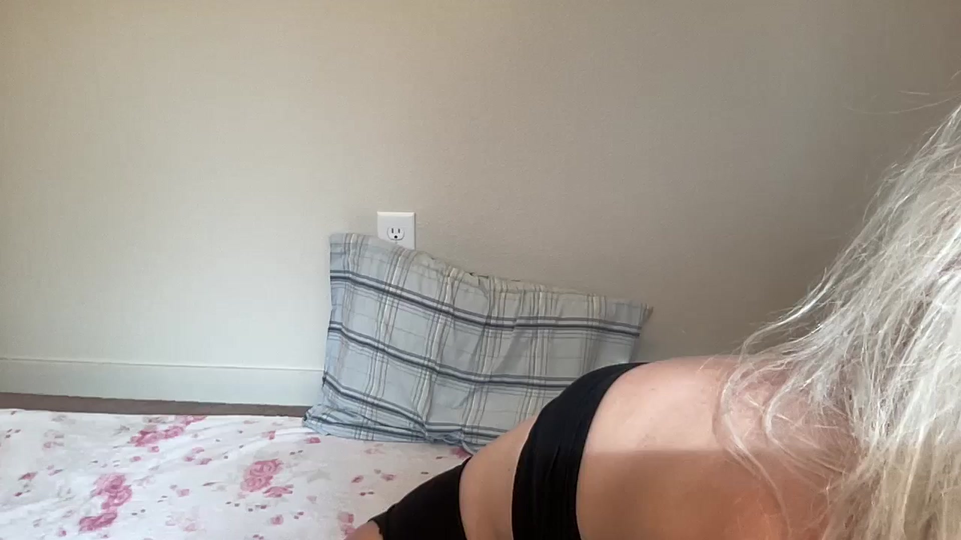 Gallery image thumbnail from BritneyMonroe's myfreecams stream on, 11/04/2025, 21:36 image 3 of 20