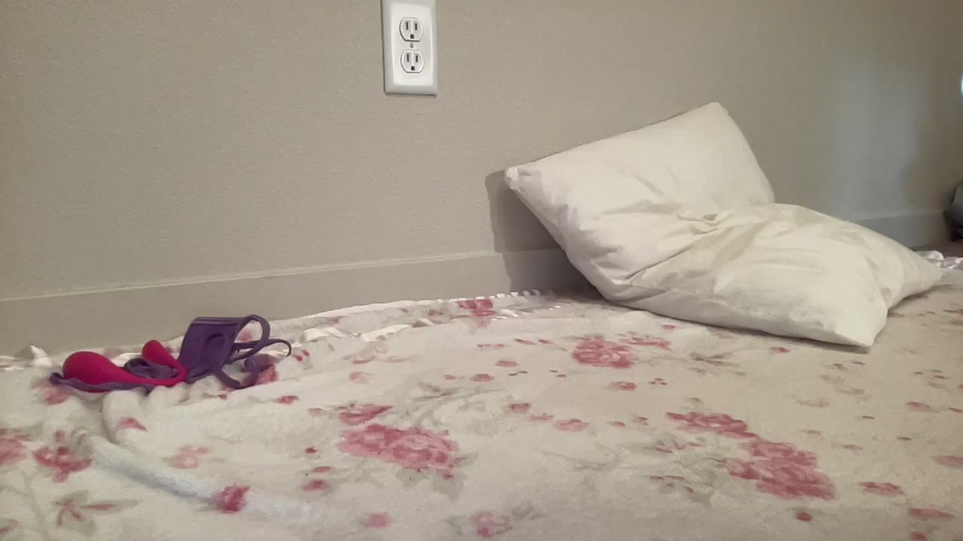 Gallery image thumbnail from BritneyMonroe's myfreecams stream on, 01/26/2026, 22:01 image 14 of 20