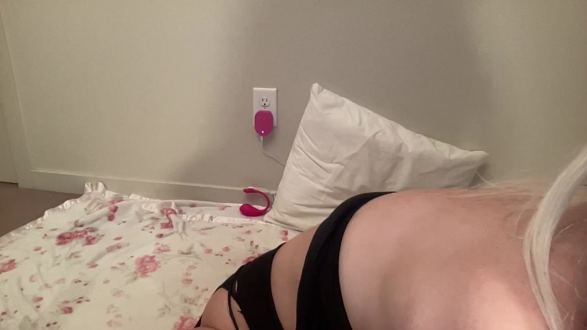 Gallery image thumbnail from BritneyMonroe's myfreecams stream on, 01/30/2026, 06:02 image 14 of 20