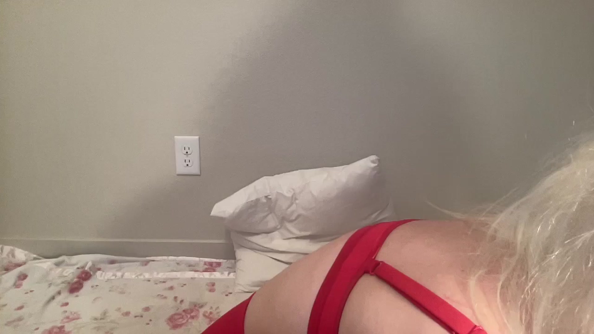 Gallery image thumbnail from BritneyMonroe's myfreecams stream on, 02/05/2026, 22:23 image 9 of 20