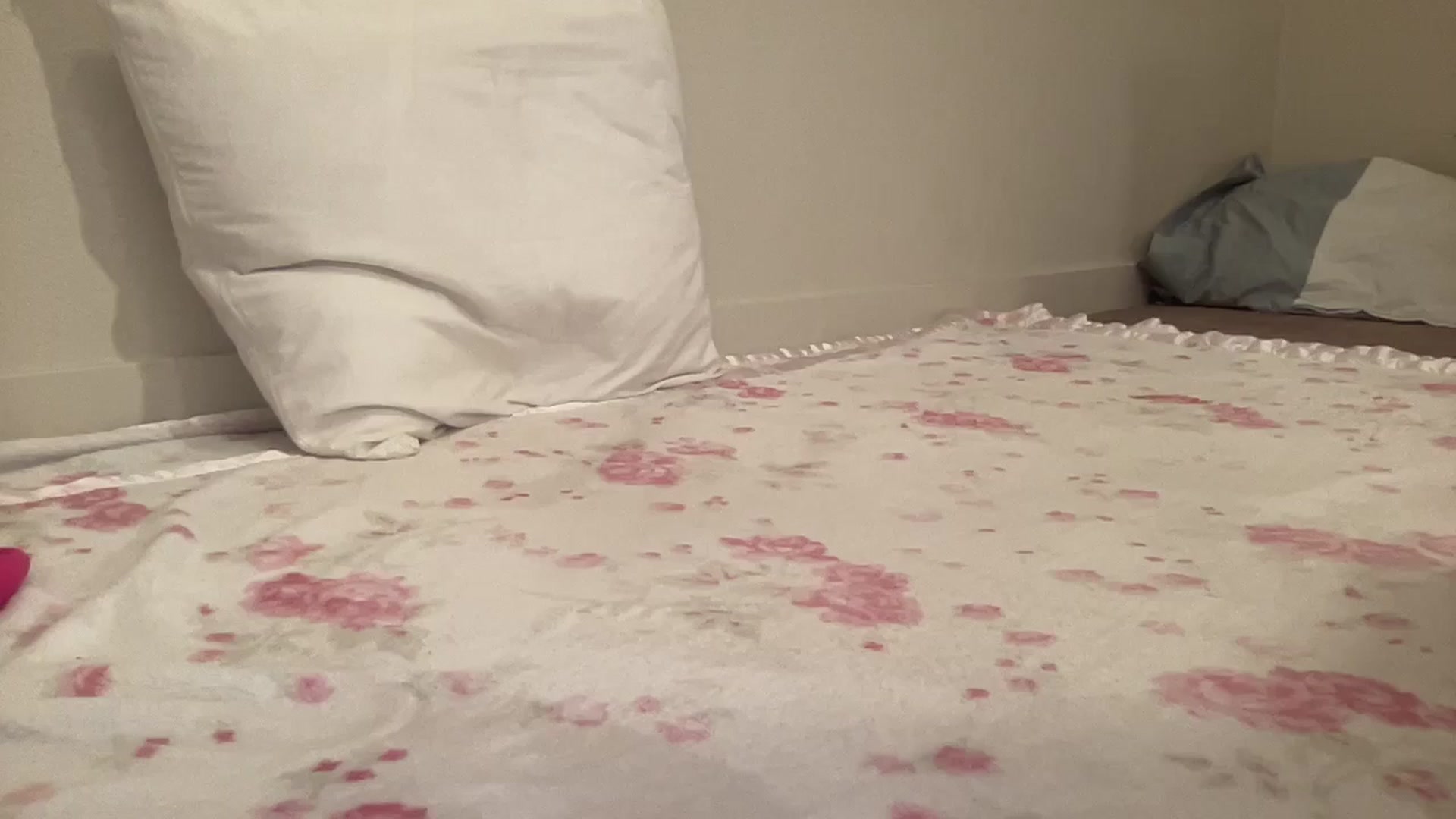 Gallery image thumbnail from BritneyMonroe's myfreecams stream on, 02/09/2026, 20:03 image 12 of 20