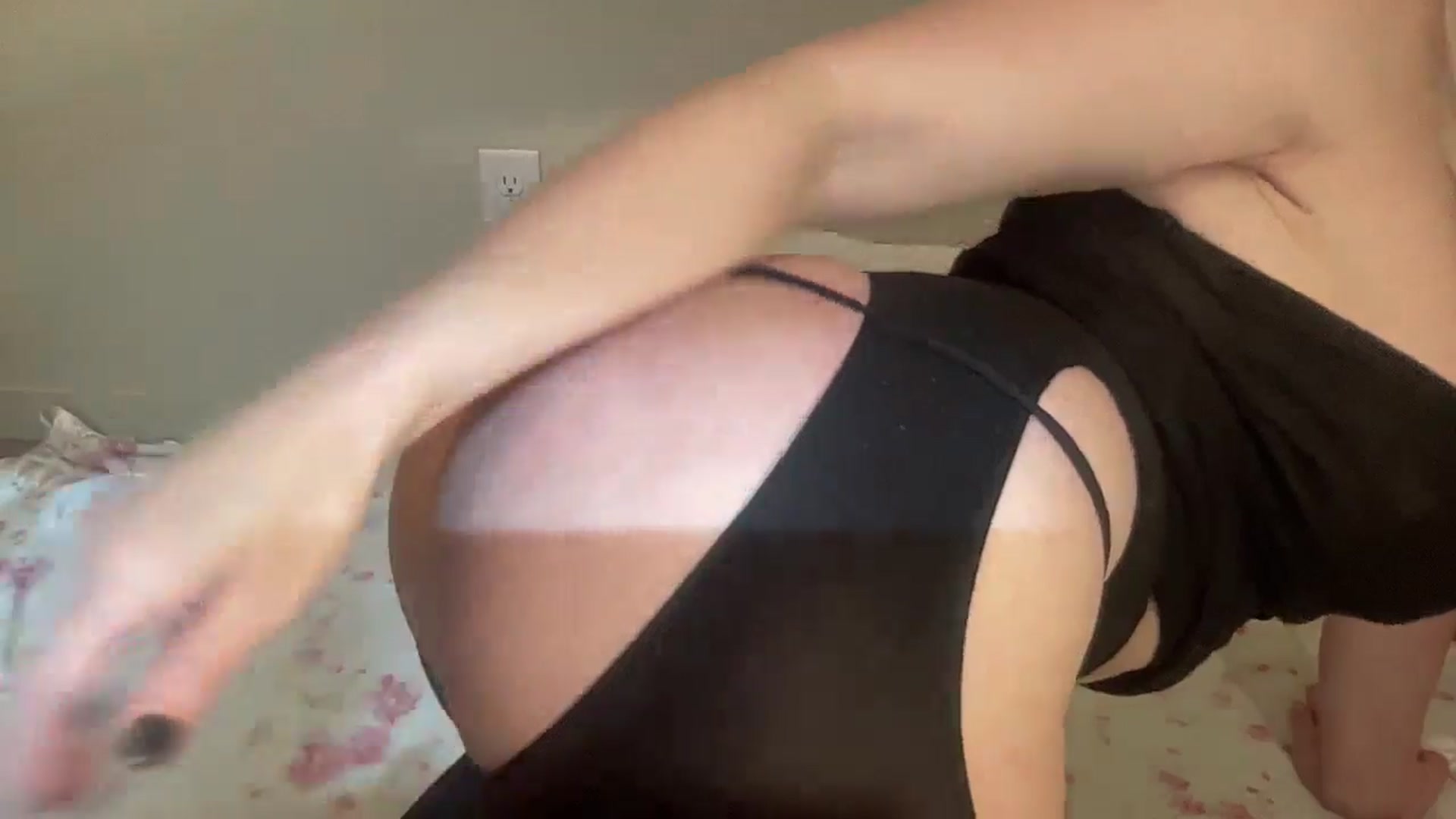 Gallery image thumbnail from BritneyMonroe's myfreecams stream on, 02/10/2026, 20:30 image 11 of 20