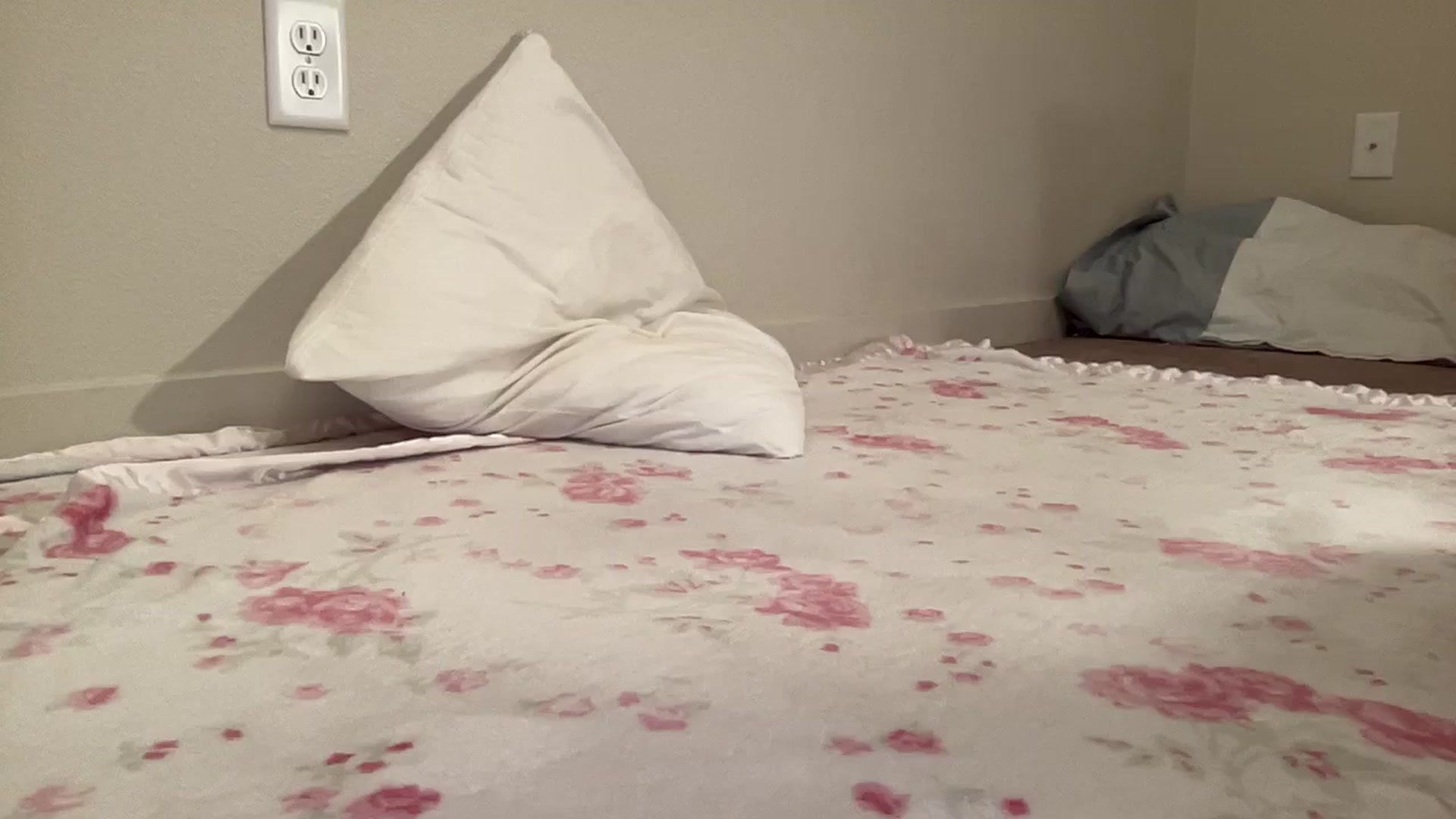 Gallery image thumbnail from BritneyMonroe's myfreecams stream on, 03/03/2026, 06:11 image 8 of 20