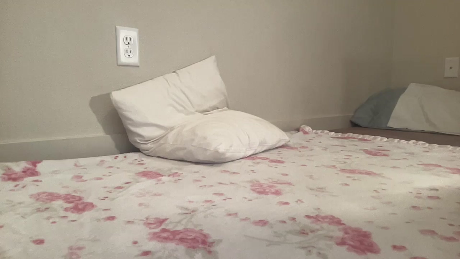 Gallery image thumbnail from BritneyMonroe's myfreecams stream on, 03/16/2026, 19:57 image 4 of 20