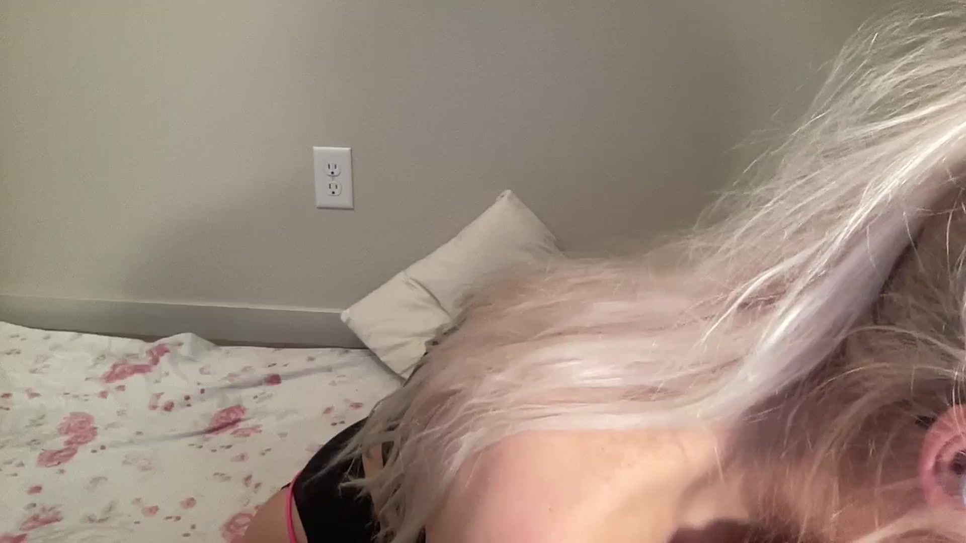 Gallery image thumbnail from BritneyMonroe's myfreecams stream on, 03/26/2026, 20:20 image 3 of 20