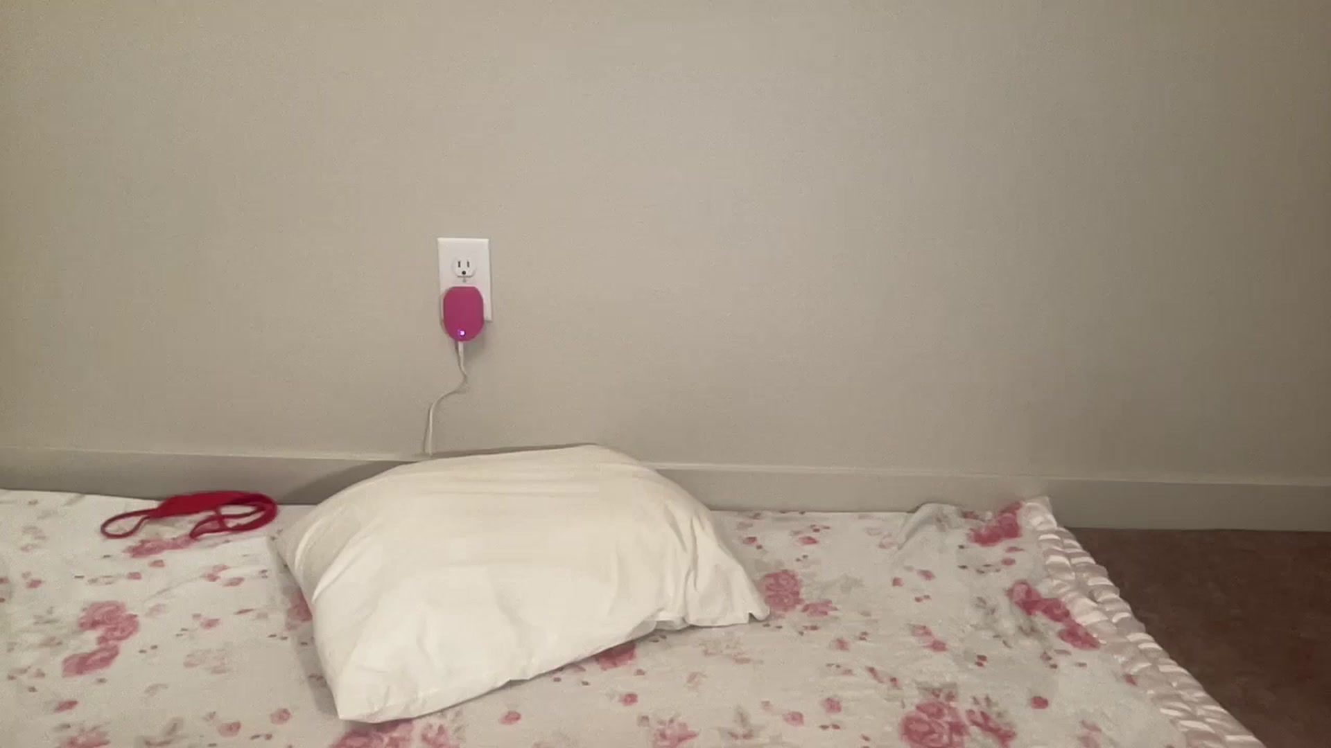 Gallery image thumbnail from BritneyMonroe's myfreecams stream on, 04/15/2026, 22:00 image 11 of 20