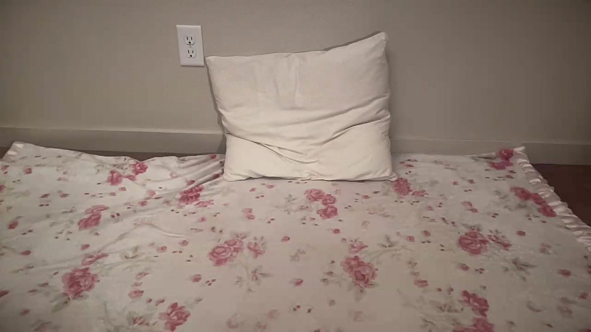 Gallery image thumbnail from BritneyMonroe's myfreecams stream on, 05/04/2026, 20:39 image 13 of 20