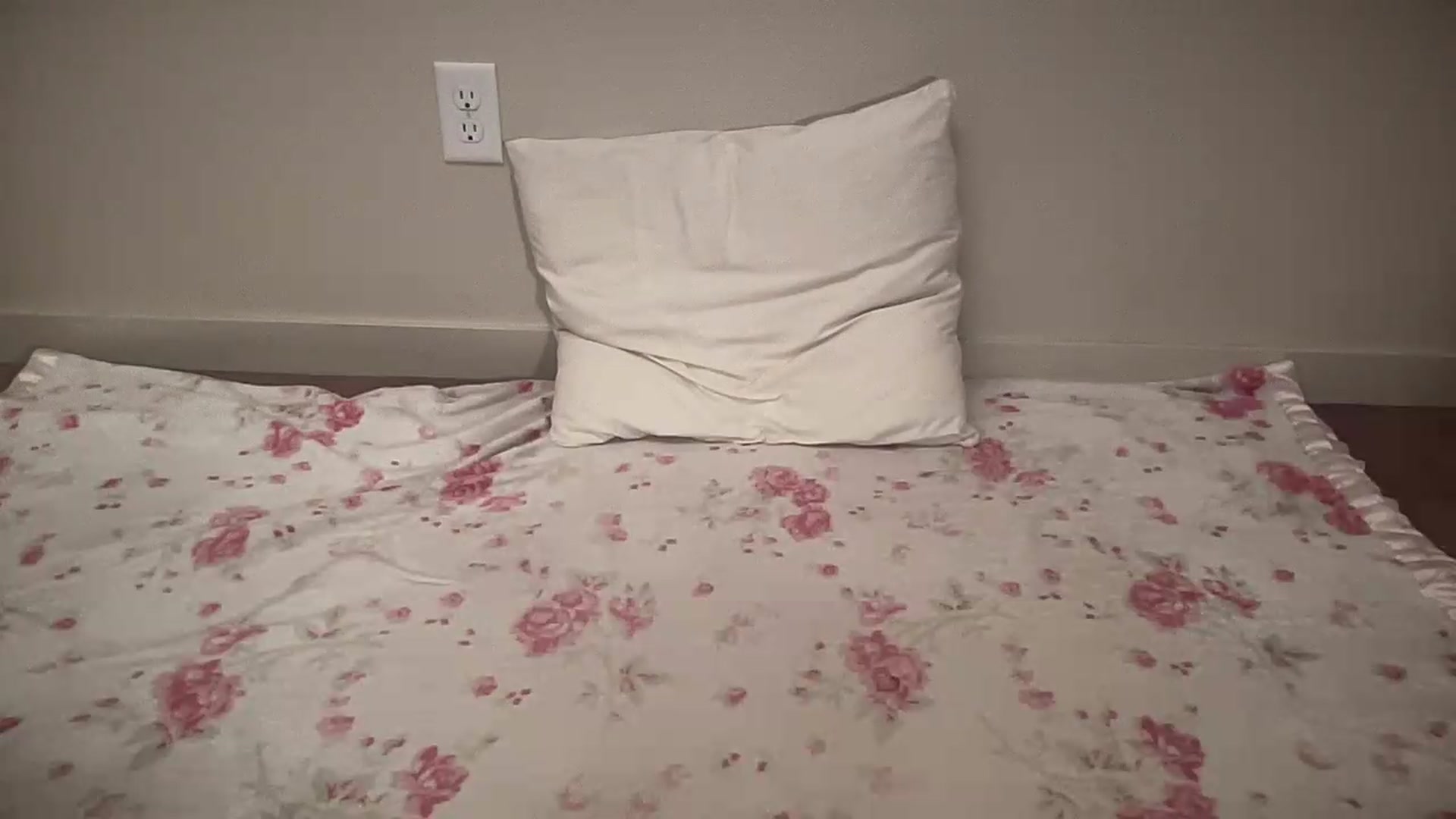 Gallery image thumbnail from BritneyMonroe's myfreecams stream on, 05/04/2026, 20:39 image 10 of 20