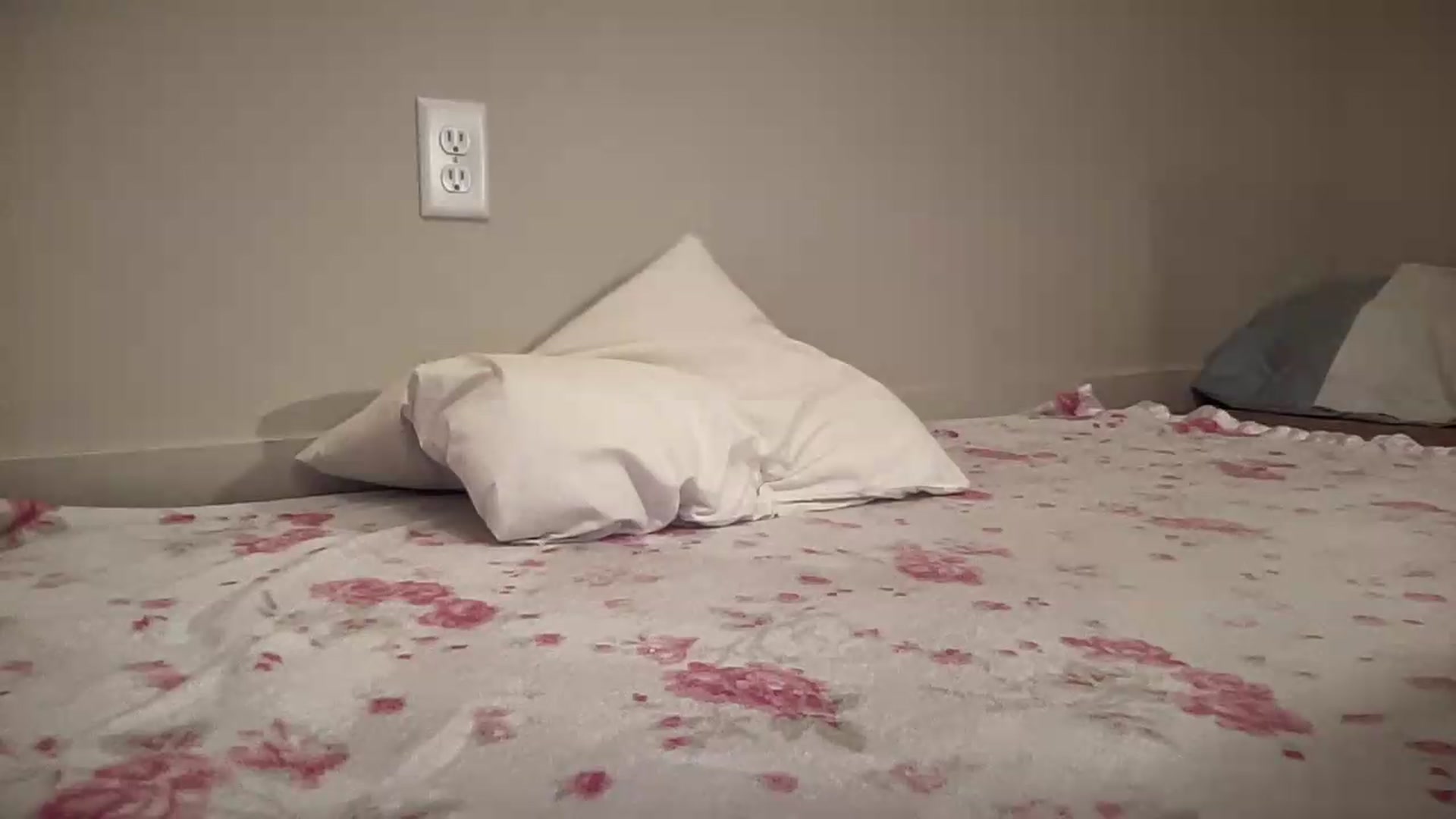 Gallery image thumbnail from BritneyMonroe's myfreecams stream on, 05/08/2026, 04:10 image 11 of 20
