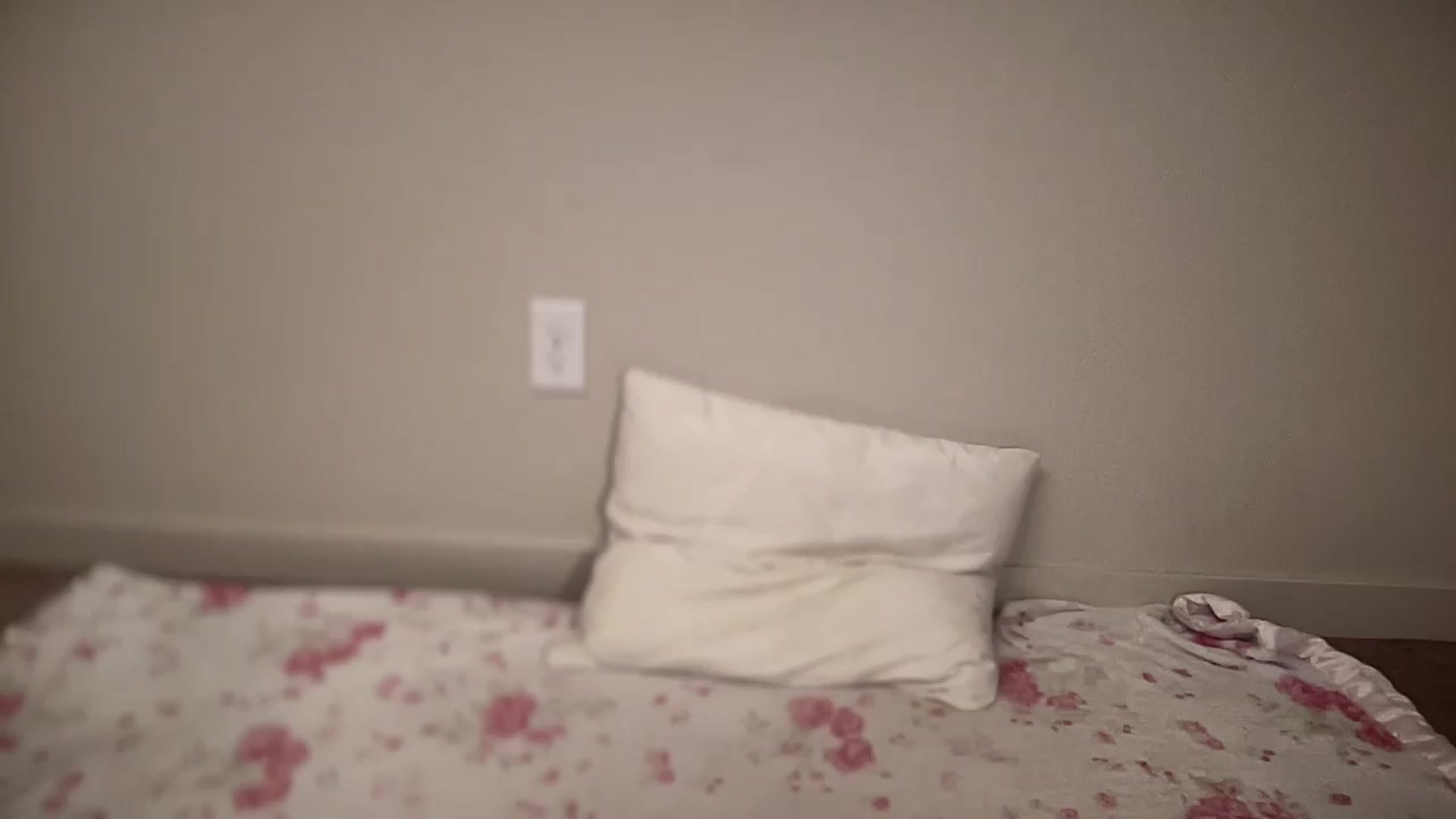 Gallery image thumbnail from BritneyMonroe's myfreecams stream on, 05/13/2026, 20:05 image 11 of 20