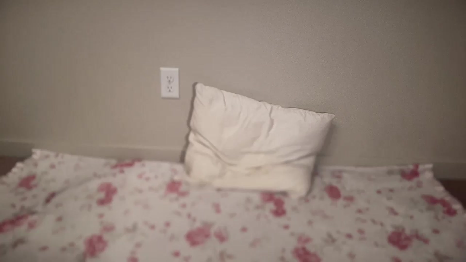 Gallery image thumbnail from BritneyMonroe's myfreecams stream on, 05/19/2026, 20:50 image 14 of 20