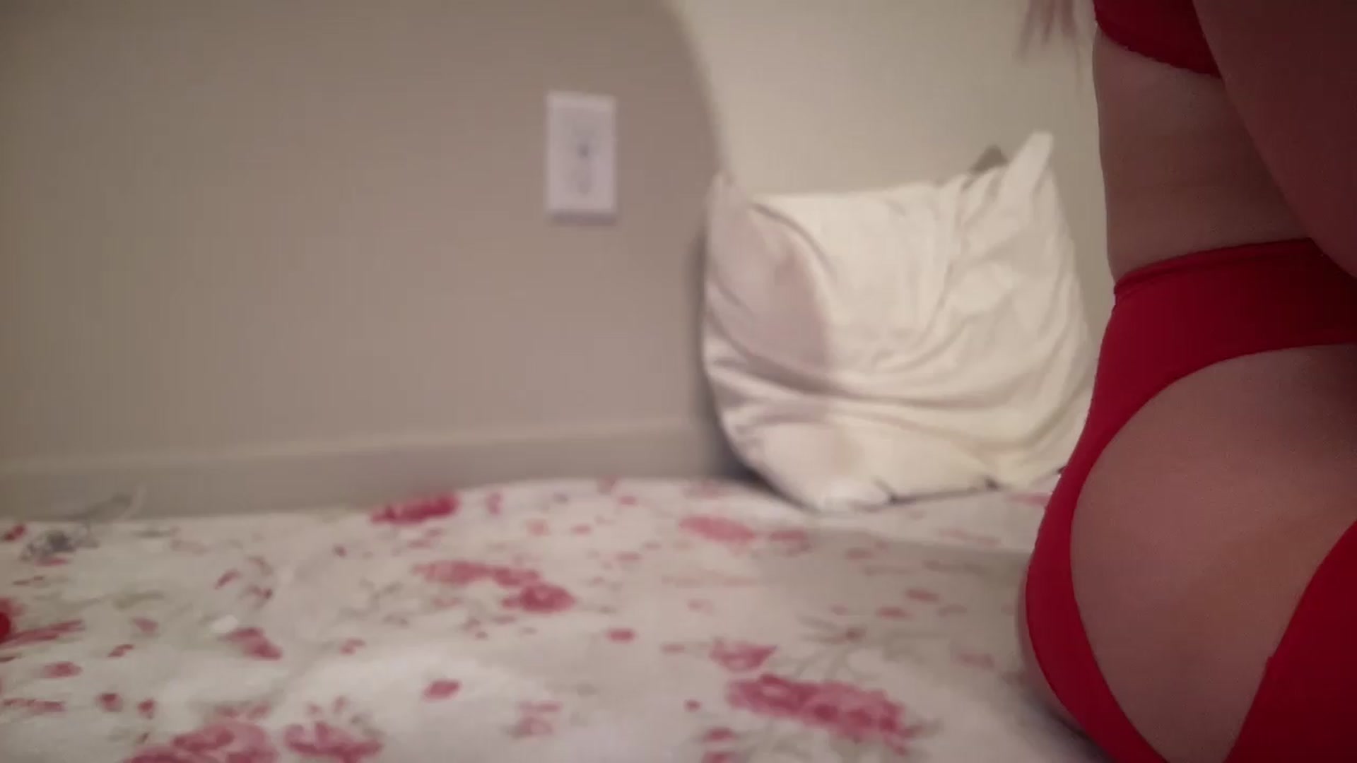 Gallery image thumbnail from BritneyMonroe's myfreecams stream on, 05/22/2026, 04:59 image 9 of 20