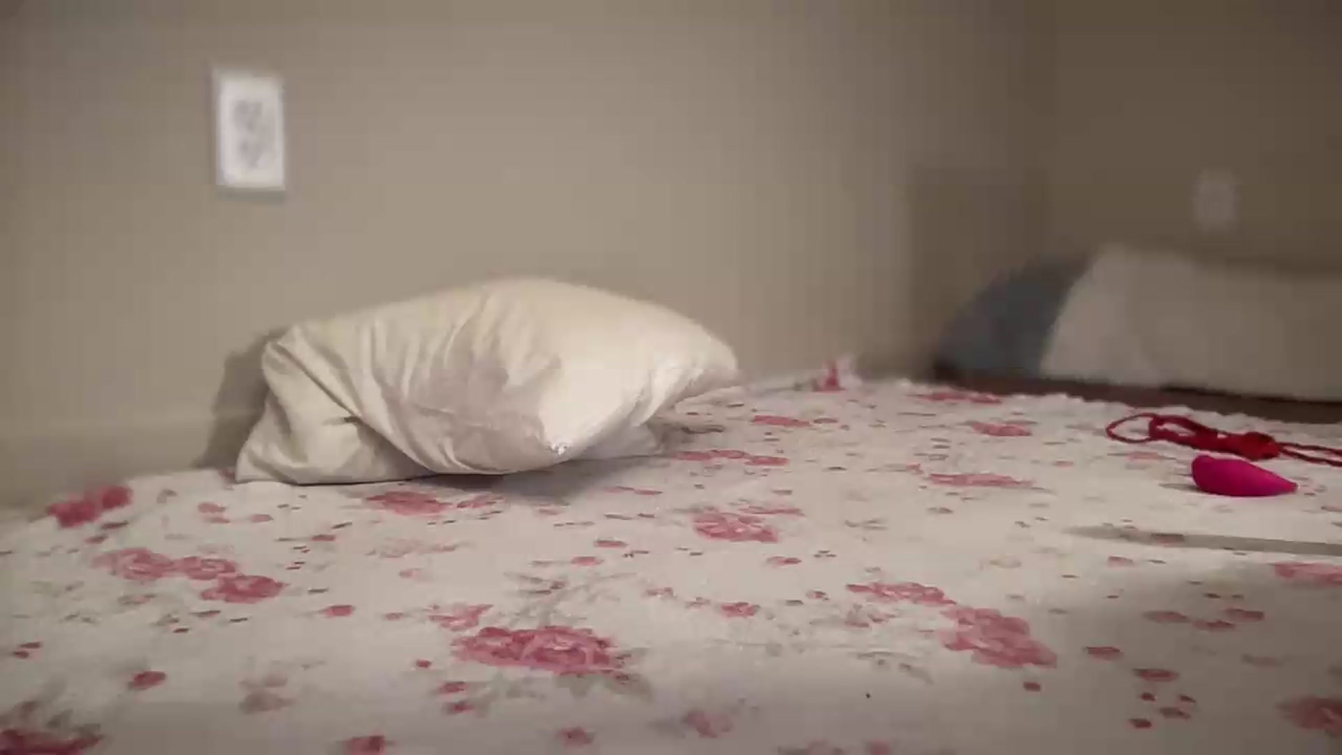 Gallery image thumbnail from BritneyMonroe's myfreecams stream on, 05/26/2026, 01:45 image 4 of 20