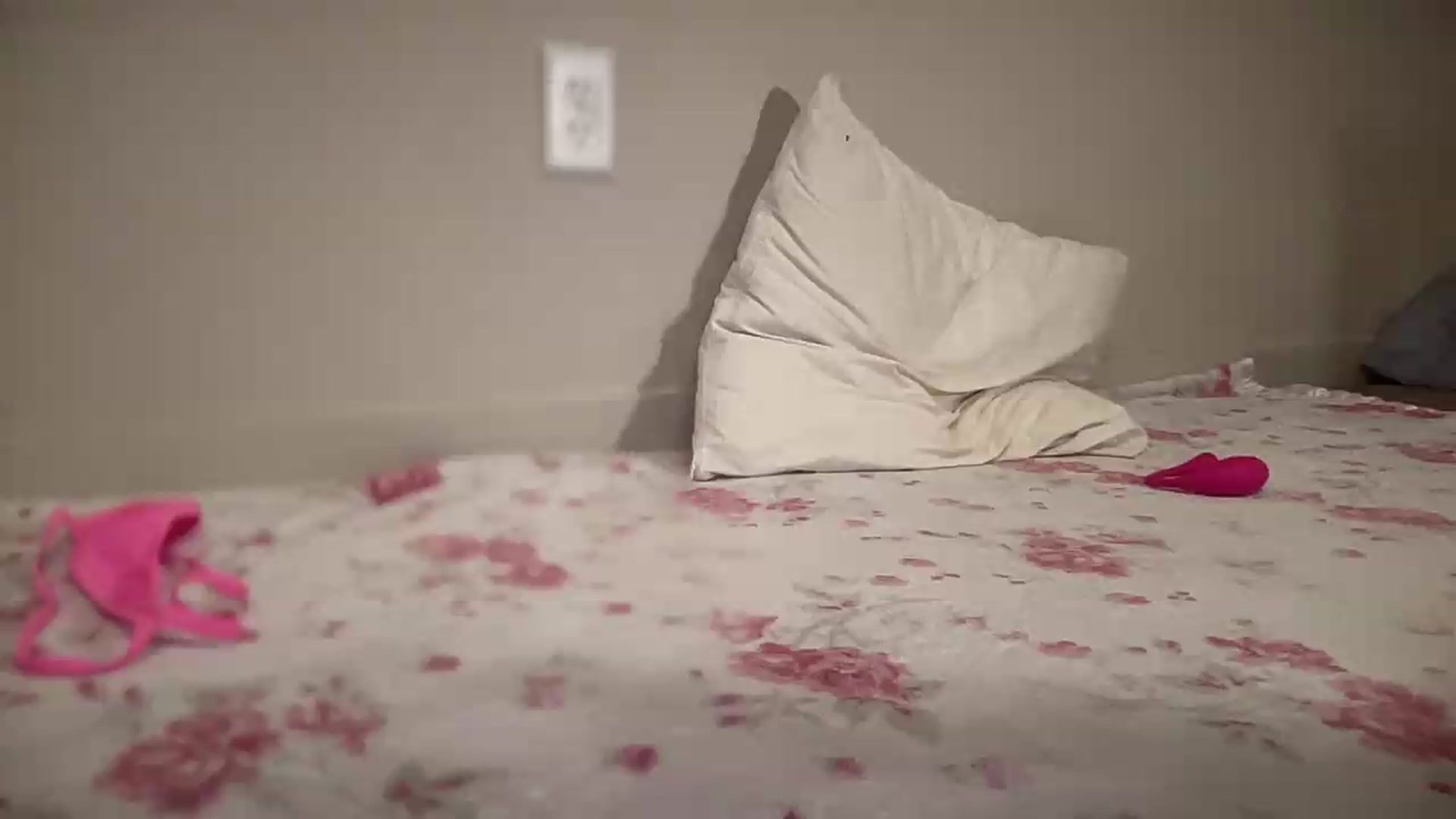 Gallery image thumbnail from BritneyMonroe's myfreecams stream on, 05/30/2026, 05:31 image 7 of 20