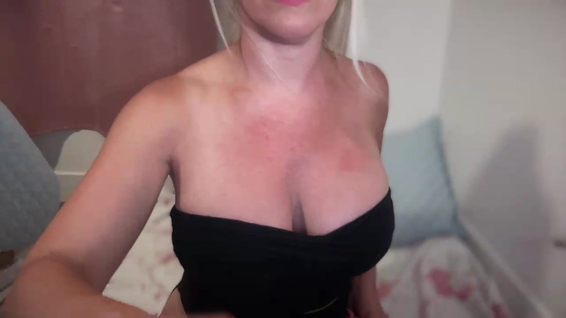 Gallery image thumbnail from BritneyMonroe's myfreecams stream on, 06/12/2026, 07:48 image 20 of 20