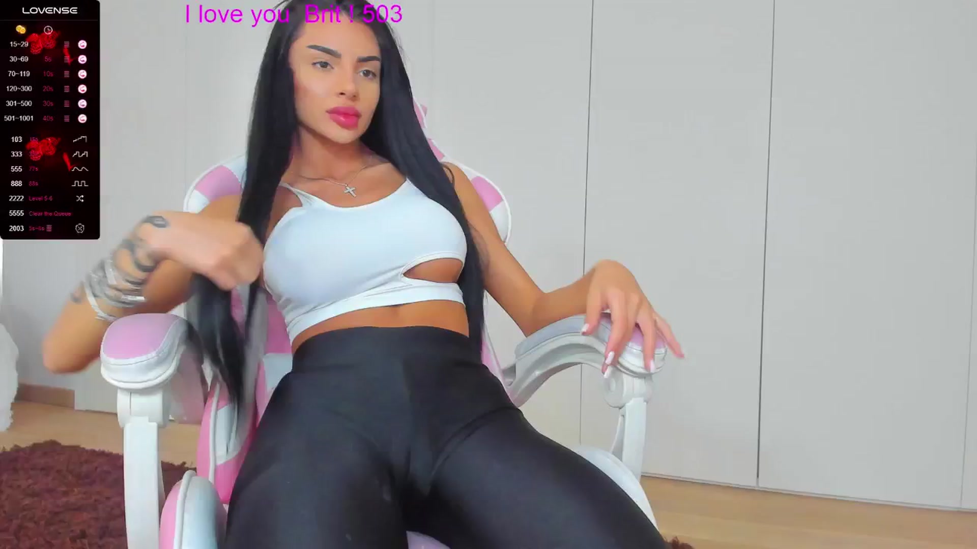 Gallery image thumbnail from Britney_Charm's myfreecams stream on, 04/17/2024, 08:03 image 1 of 20