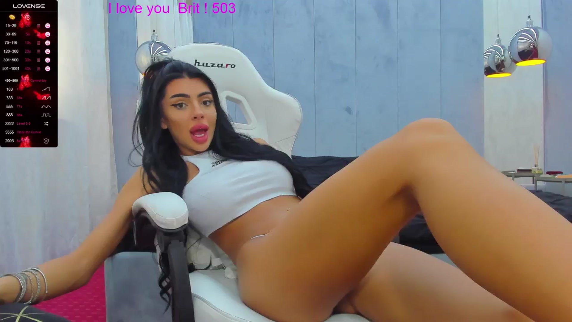 Gallery image thumbnail from Britney_Charm's myfreecams stream on, 06/27/2024, 09:35 image 16 of 20