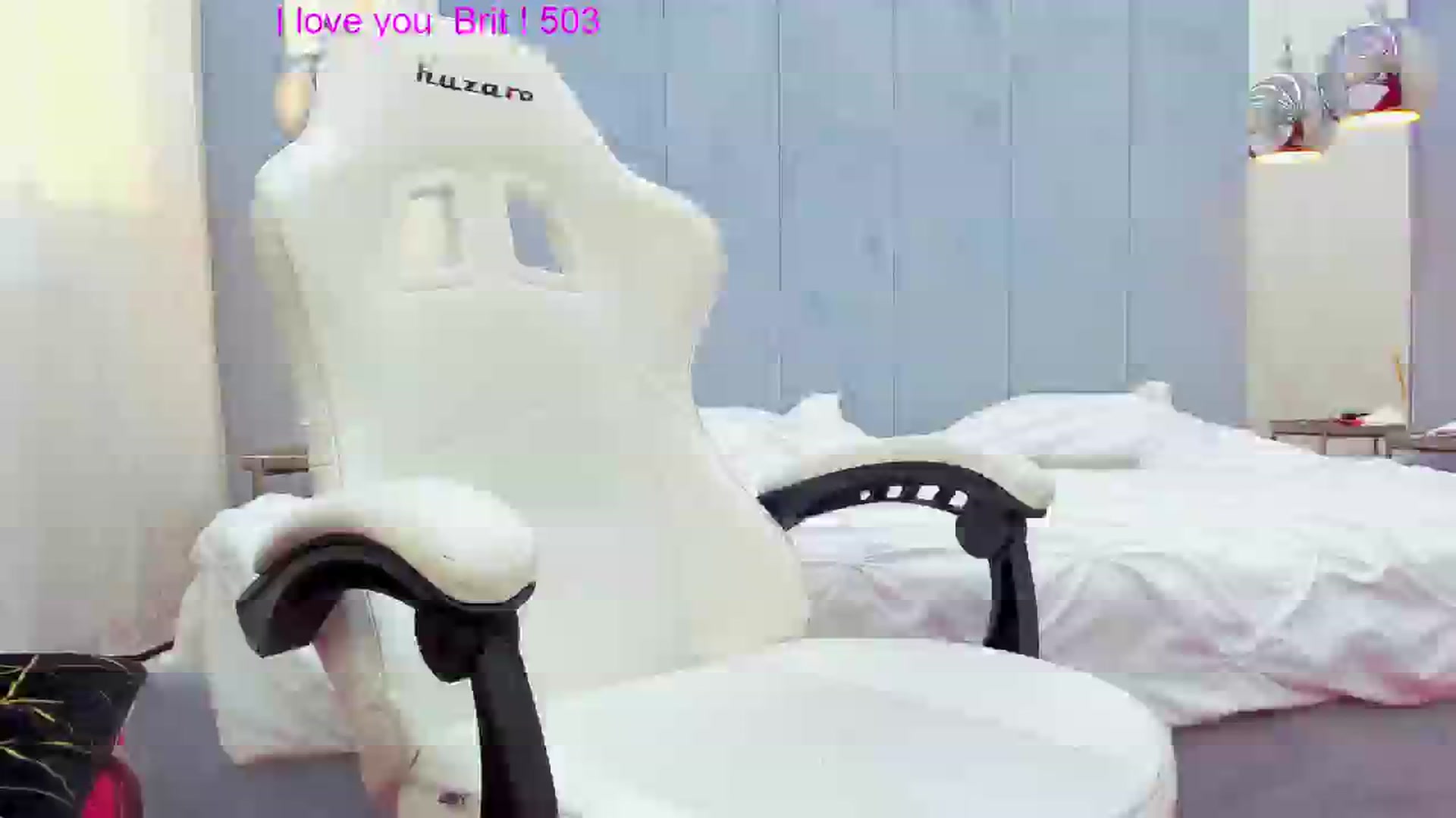 Gallery image thumbnail from Britney_Charm's myfreecams stream on, 07/06/2024, 09:59 image 16 of 20